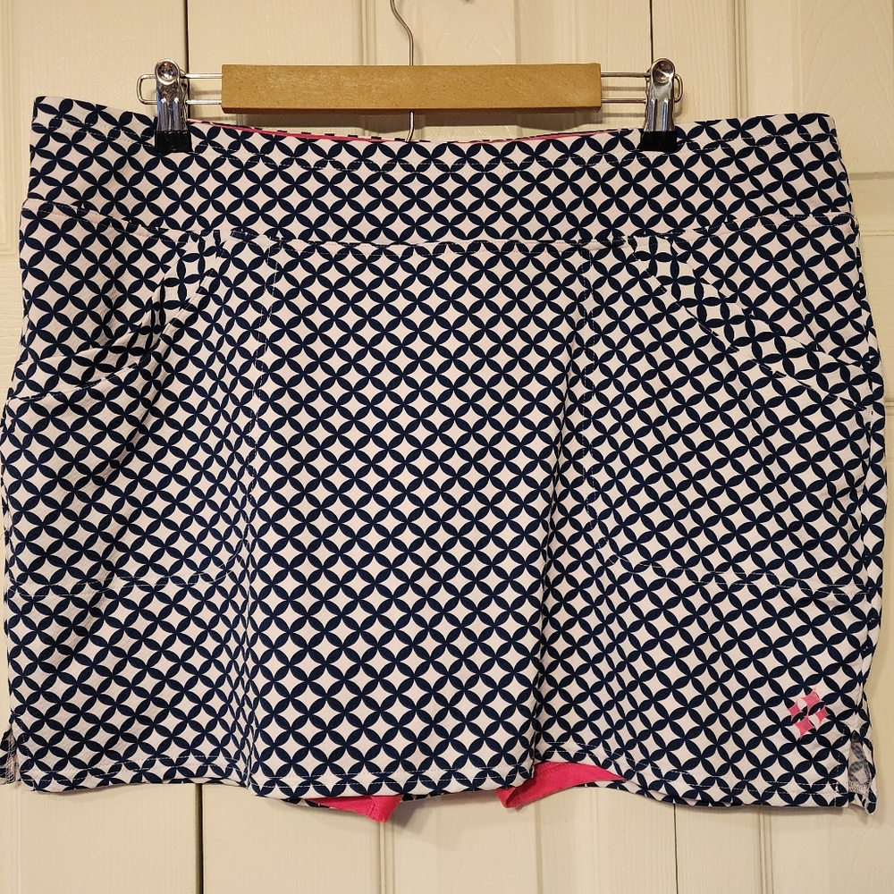 Jofit Navy and White Geometric Skort